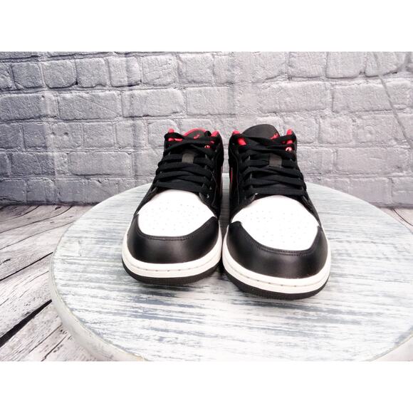 Jordan Air Jordan 1 Low Black/Fire Red-White Men Size 12 Used OG Box - Picture 4 of 16